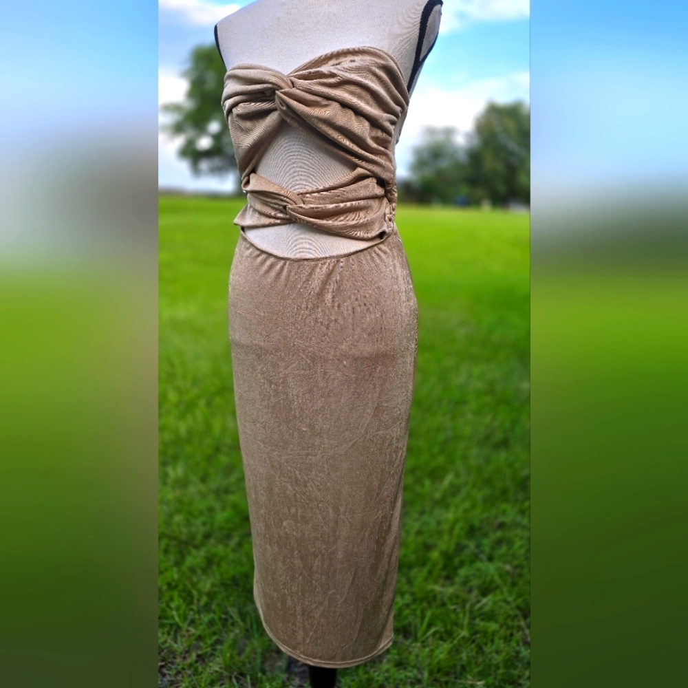 Zaful Strapless Cut-Out Bodycon Midi Dress | Size M | NWT